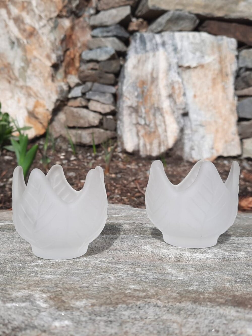 Set of 2 Vintage Partylite Frosted Lotus Blossom Votive/Tealight candle holders